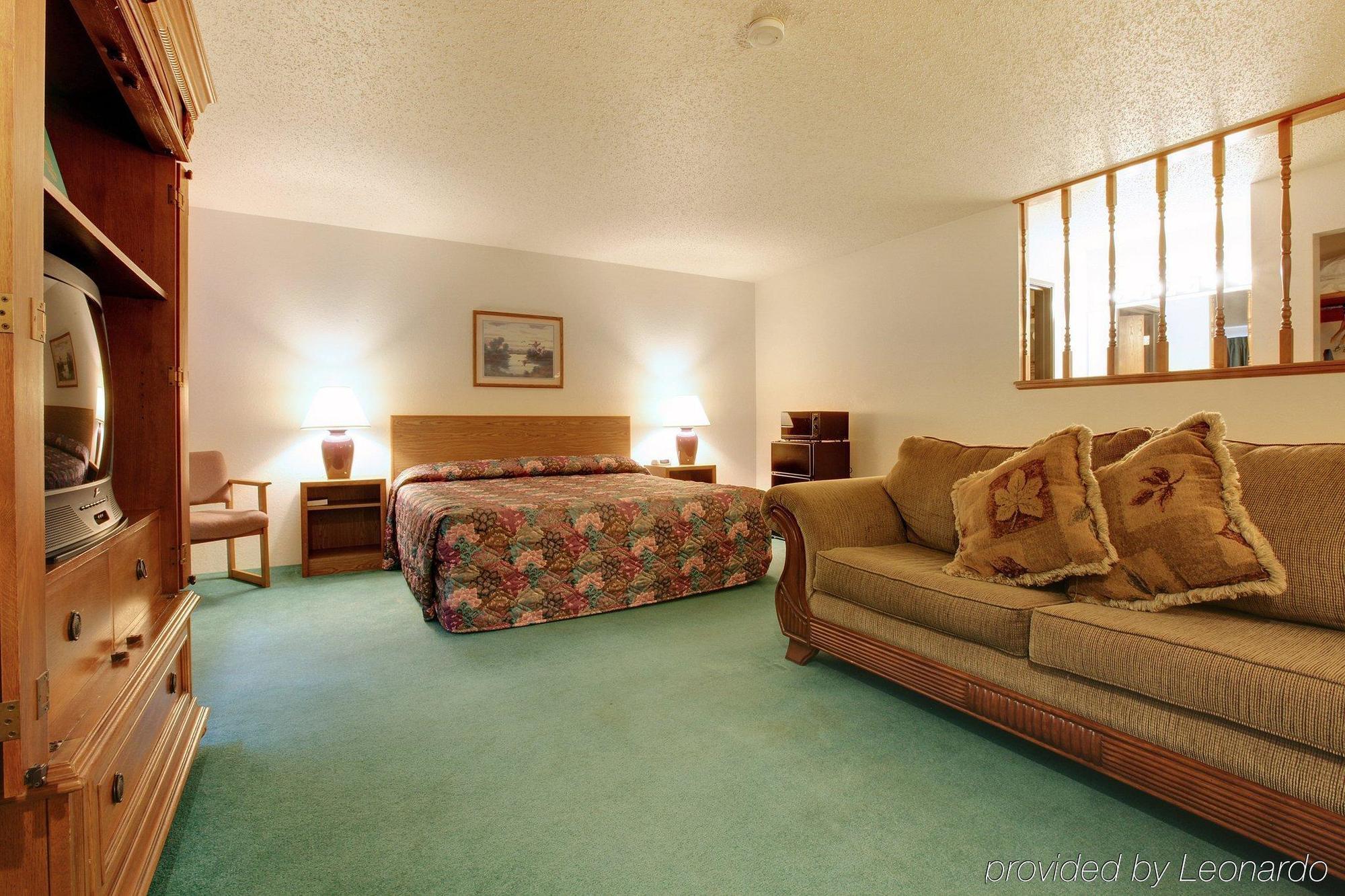 Americas Best Value Inn & Suites Cassville Roaring River Rom bilde