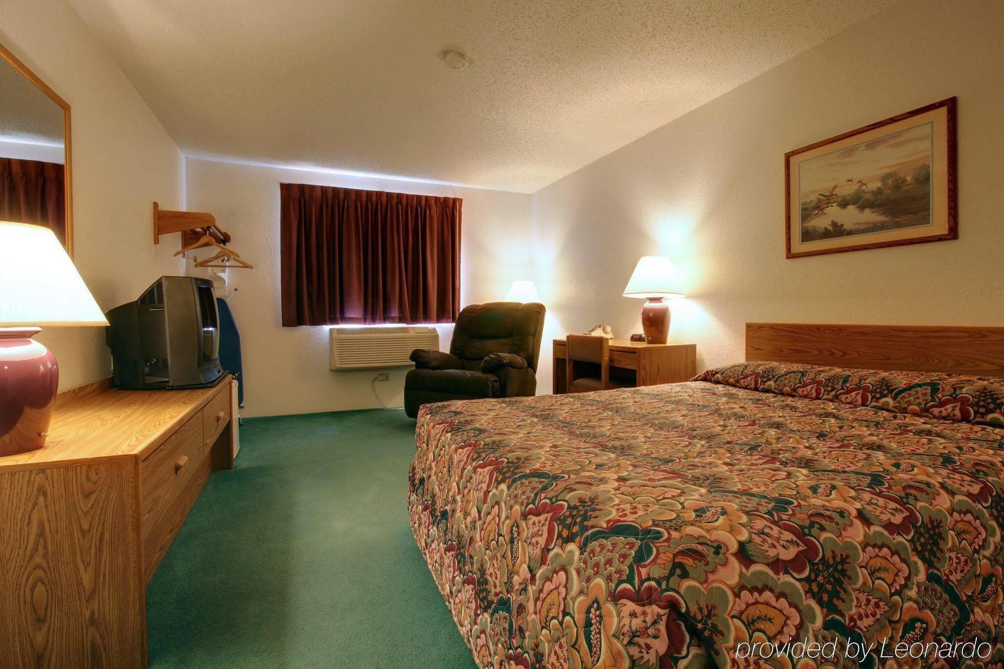 Americas Best Value Inn & Suites Cassville Roaring River Rom bilde