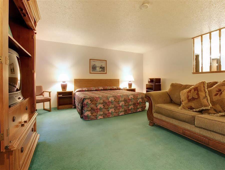 Americas Best Value Inn & Suites Cassville Roaring River Eksteriør bilde